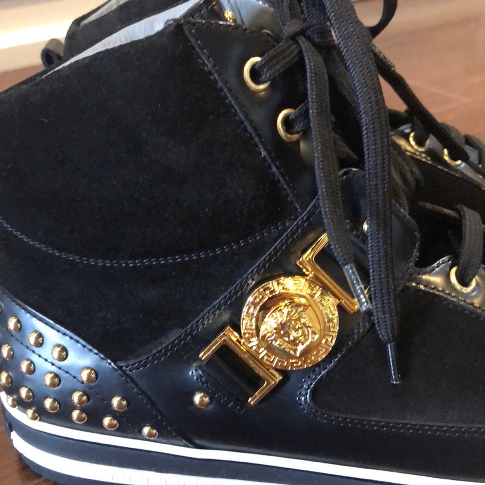 Authentic Versace Men Tenis - Picture 4 of 6
